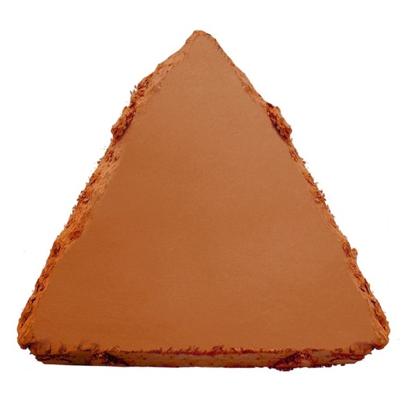 NIB LYS Beauty No Limits Matte Bronzer in Motivate - Light - Picture 3 of 12